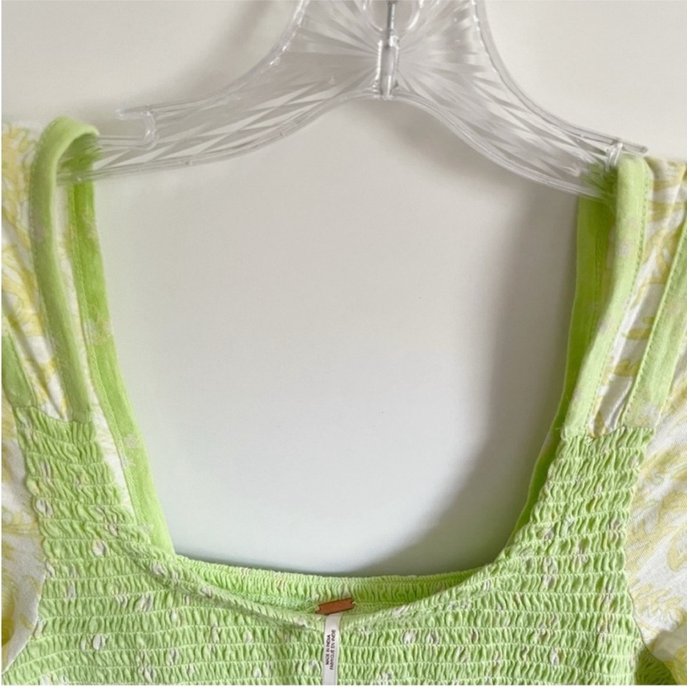 Free People Marigold top green yellow Key Lime floral smocked jersey cropped - Picture 6 of 10